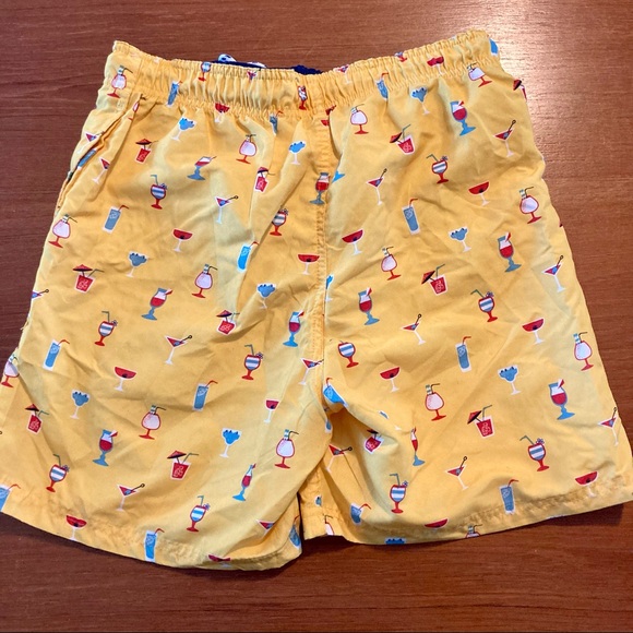 Happy Hour 6” inseam bathing suit,L but runs small - Picture 3 of 5